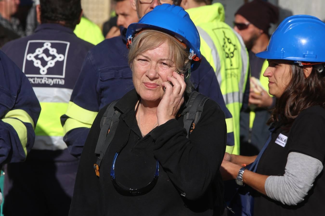 Los trabajadores de astilleros se concentran para pedir que se garantice la carga de trabajo en Navantia